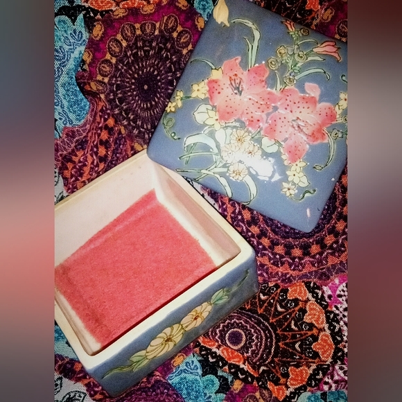 Vintage Trinket Box - Picture 5 of 6